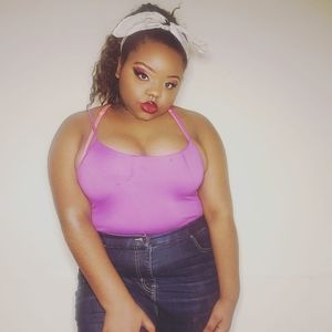 Meet your Posher, Savannah